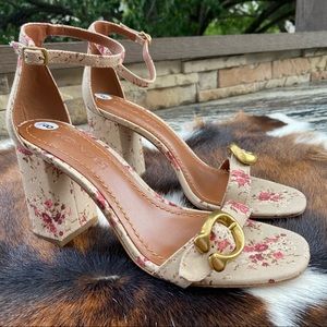 Coach Maya Signature Buckle Sandal SZ 8